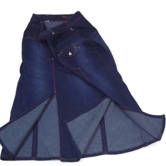 VEZUCCI Womens Unique STYLISH Jean Skirt Size 20 - Picture 3 of 8